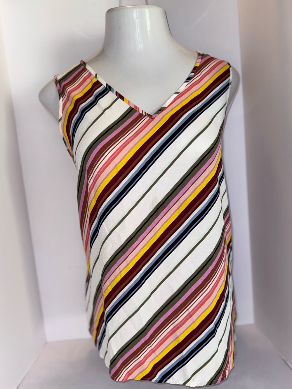 Apt. 9 Multicolor Diagonal Stripe V-Neck Camisole 2Xl